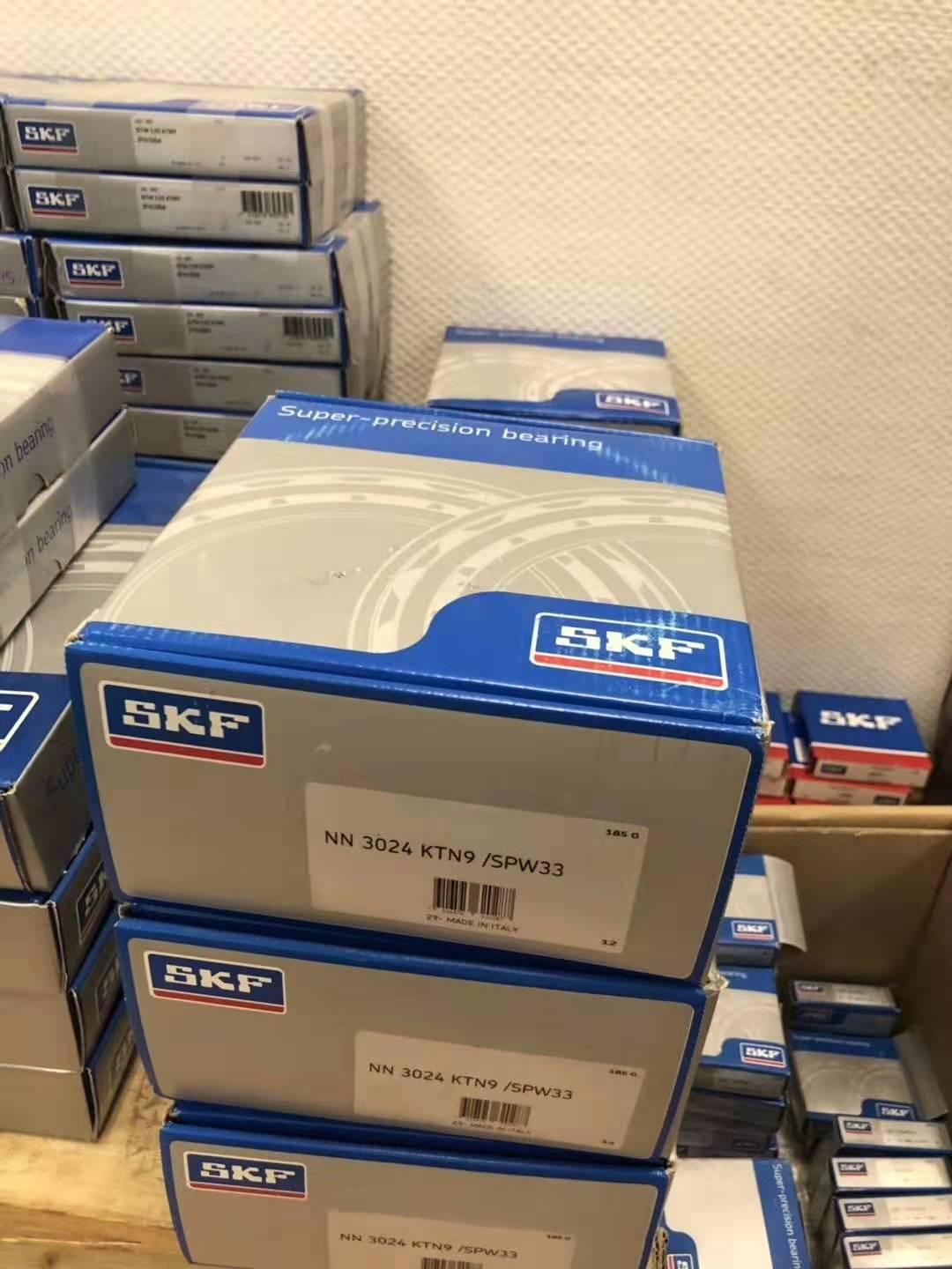 SKF 7221BEP 角接觸球軸承, 單列